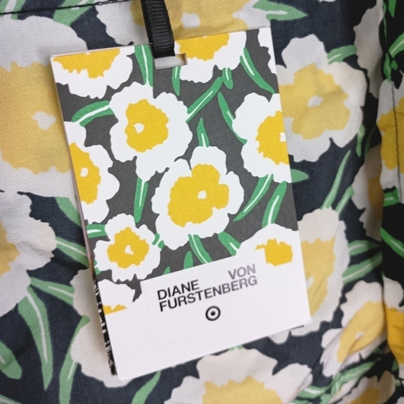 NWT Diane Von Furstenberg X Target Packable Poppy Short Sleeve Hooded Vest Small - Picture 13 of 17